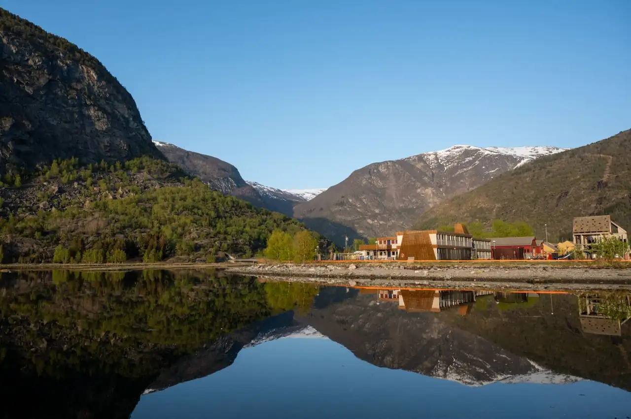 Luksuriøs suite med utsikt over fjorden